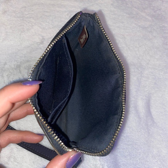 MULTICOLOR CHEVRON CORNER ZIP WRISTLET - Picture 4 of 8